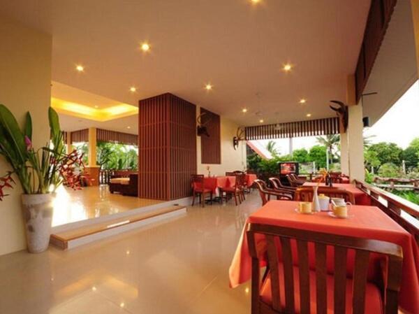 Baan Chay Namm Resort Bangkok Exterior photo