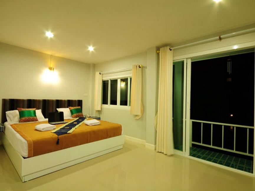 Baan Chay Namm Resort Bangkok Exterior photo